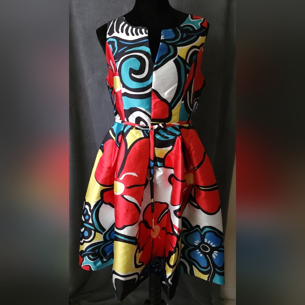 Vibrant Retro Floral Print Dress - Picture 1 of 9